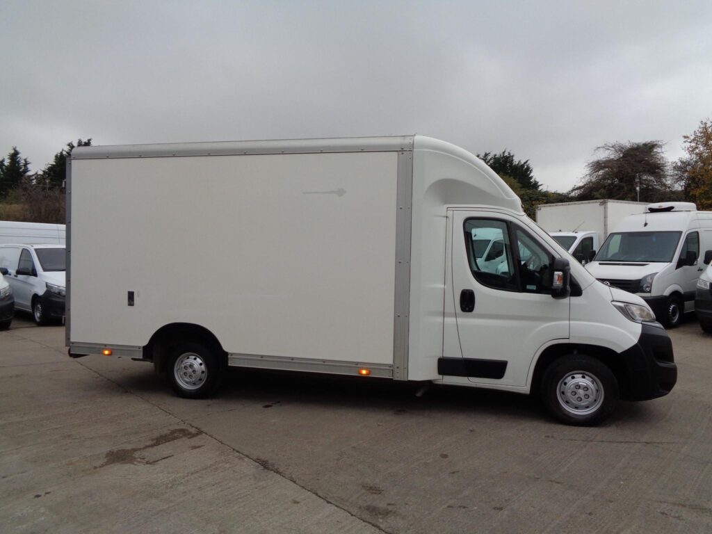 Citroen Relay 2.0 BlueHDi 35 Plus Ready To Run Luton L3 Euro 6 3dr